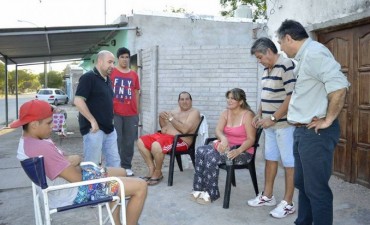  El intendente encabez&oacute; trabajos de higiene en el barrio 17 de Octubre