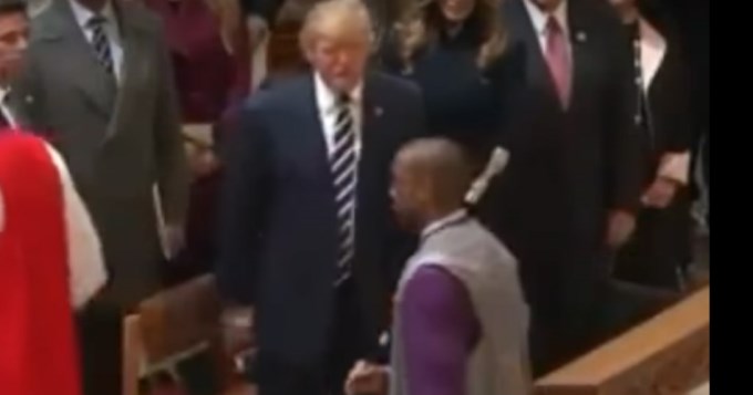 Cura negro "dej&oacute; garpando" a Trump