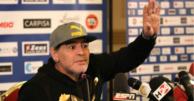 Diego emocion&oacute; a los napolitanos