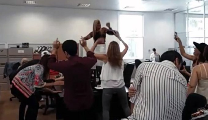Echan a funcionaria por bailar sensualmente en la ex ESMA