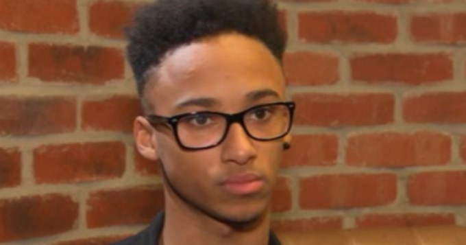 Lo echaron del trabajo y firm&oacute; para un club grande