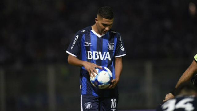 Boca le gan&oacute; a Independiente y se qued&oacute; con "Bebelo" Reynoso