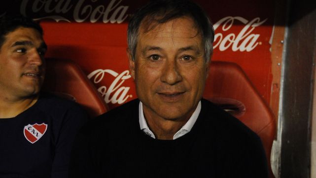 Holan: "Hay que poner la cabeza en la Recopa y la Libertadores" 