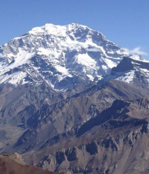Muri&oacute; andinista griego en el cerro Aconcagua