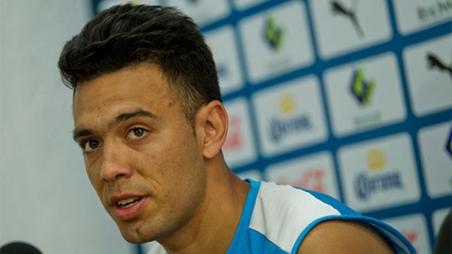 Racing est&aacute; en la "Neryman&iacute;a" y sum&oacute; a Dom&iacute;nguez 