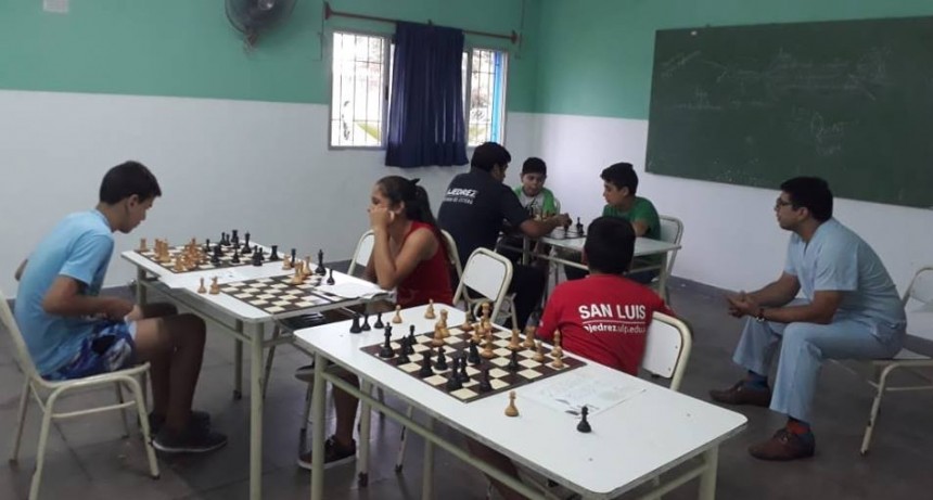 El municipio brinda diferentes talleres gratuitos para toda la comunidad en el CIC