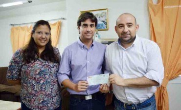 Plaza Vea entreg&oacute; fondos al municipio para obras de infraestructura