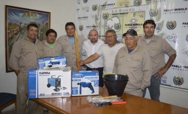 El intendente Mirolo entreg&oacute; herramientas a la Unidad Operativa de Servicios P&uacute;blico