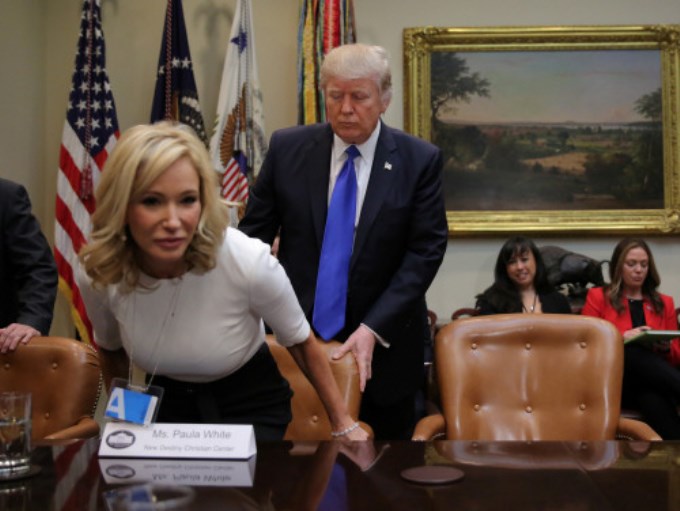 A Trump no se lo bancan ni en la Casa Blanca