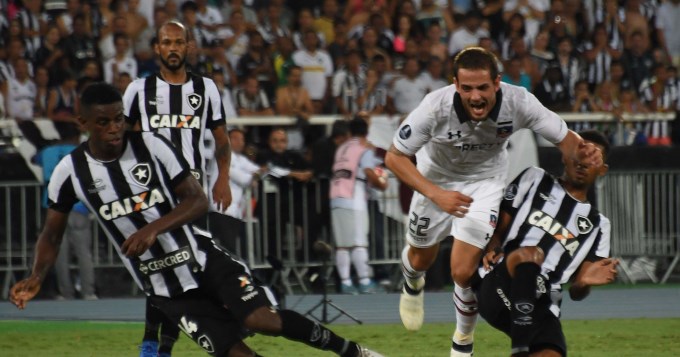 Botafogo le gan&oacute; a Colo- Colo y sue&ntilde;a con pasar a la pr&oacute;xima ronda de la Libertadores