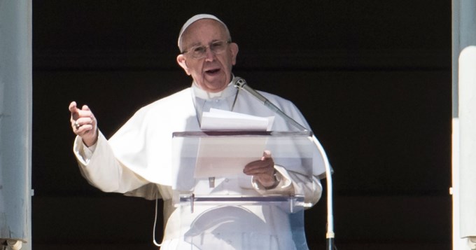 "Enemigos son todos aquellos que hablan mal de nosotros"