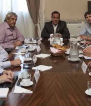 Docentes, cara a cara con el gobierno