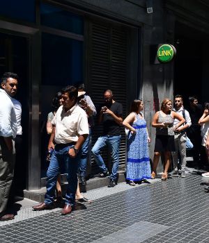 Sin bancos hasta el mi&eacute;rcoles, as&iacute; pod&eacute;s obtener dinero 