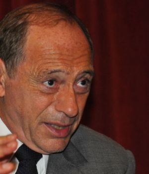 Zaffaroni volvi&oacute; a criticar al Gobierno: "Que se vayan"