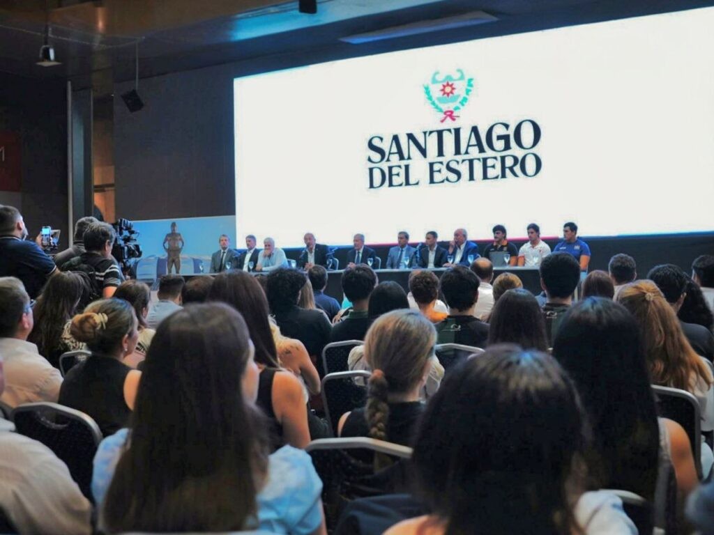 EL Gobernador Elías Suárez participó del anuncio oficial del partido entre Los Pumas e Inglaterra en el Madre de Ciudades