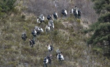 Germanwings: el copiloto inició el descenso, no dejó entrar al comandante y quiso 