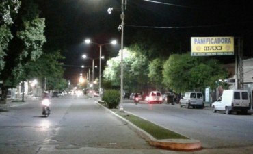 La reconversi&oacute;n lum&iacute;nica lleg&oacute; a Besares y Quintana durante el fin de semana   