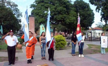  Con un emotivo acto se celebr&oacute; un nuevo aniversario de la creaci&oacute;n de la bandera nacional
