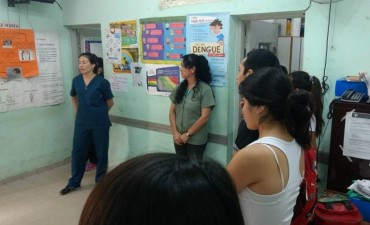 Dictan charlas informativas en los centros de atenci&oacute;n m&eacute;dica municipal