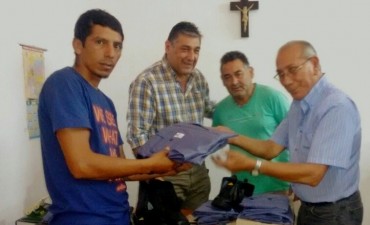 Brigadistas recibieron uniformes y herramientas de trabajo   