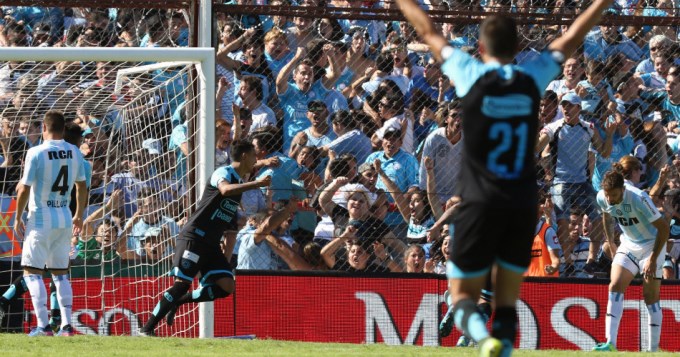 El "Pirata" tir&oacute; por la borda a Racing
