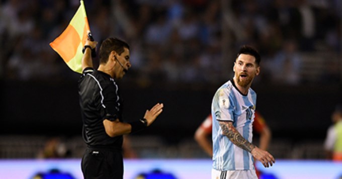 FIFA "botona": Sancionar&iacute;a de oficio a Messi