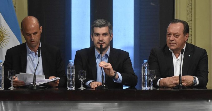 Gobierno "baj&oacute;" Avianca y anunci&oacute; 135 nuevas rutas a&eacute;reas