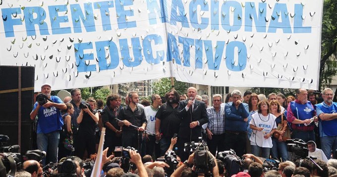 Gobierno bonaerense advirti&oacute; sanciones severas a docentes