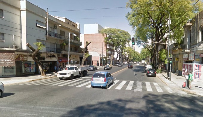 Lo asesinan de un puntazo en el cuello en Caballito