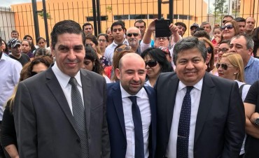 En un multitudinario acto el intendente Pablo Mirolo inaugur&oacute; la Escuela Primaria Municipal