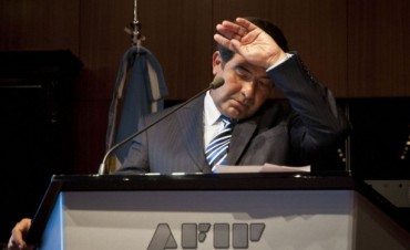 Se complica la permanencia de Ricardo Echegaray en la Auditor&iacute;a General de la Naci&oacute;n