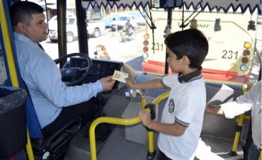  M&aacute;s de 1.350 estudiantes bande&ntilde;os accedieron al boleto gratuito en apenas un mes