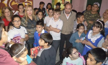 Mirolo supervis&oacute; los avances en la Escuela Municipal de Artes Pl&aacute;sticas Juanita Briones  