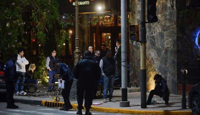 Acribillan a polic&iacute;a retirado en Avellaneda en asalto a restaurante