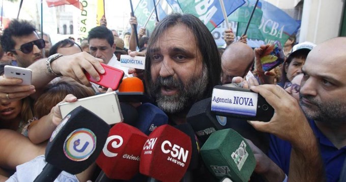 Docentes profundizar&aacute;n plan de lucha si no avanza la negociaci&oacute;n