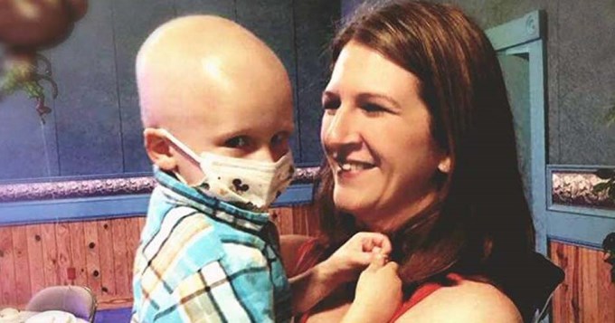 El conmovedor adi&oacute;s de una mam&aacute; y su hijo con c&aacute;ncer
