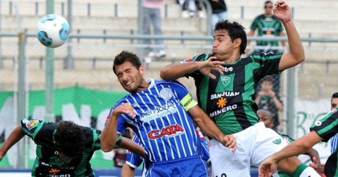 El Godoy Cruz copero reciben a San Mart&iacute;n en el cl&aacute;sico de Cuyo