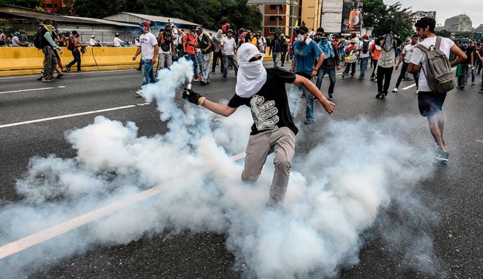 Otro fallecido en marcha contra Nicol&aacute;s Maduro