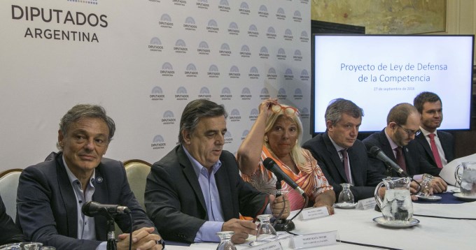 Pulseada en Diputados