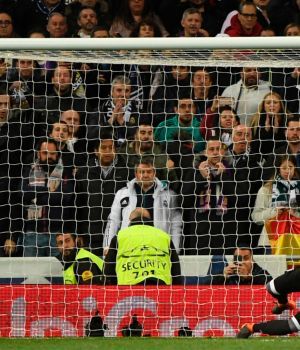 Juventus estuvo cerca del milagro pero el Real lo acost&oacute; con pol&eacute;mica