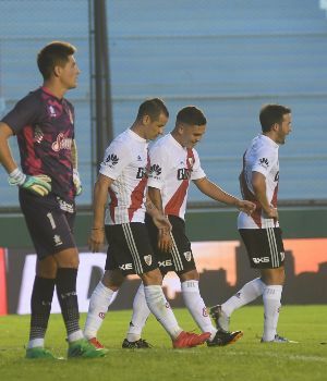 River gole&oacute; "con nada" a Arsenal 