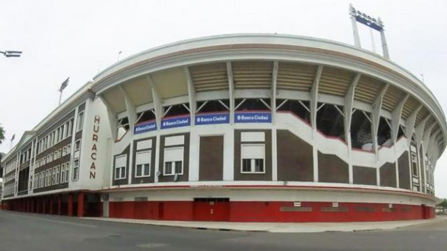 Video muestra como vigilador es atormentado por fantasma, &iquest;de la B? 