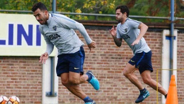 &iquest;Vuelven? Tevez y Gago se entrenaron a la par de sus compa&ntilde;eros