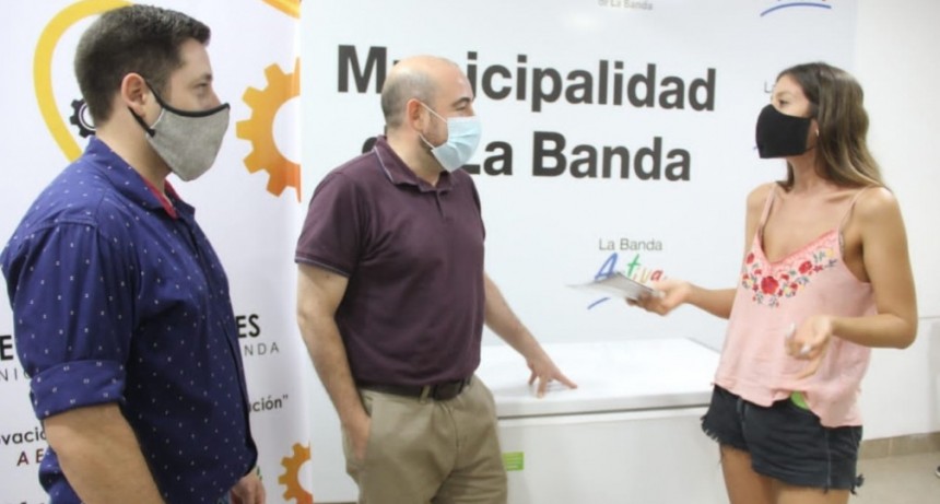 EL INTENDENTE PABLO MIROLO CONTIN&Uacute;A IMPULSANDO EL TRABAJO DE EMPRENDEDORES BANDE&Ntilde;OS