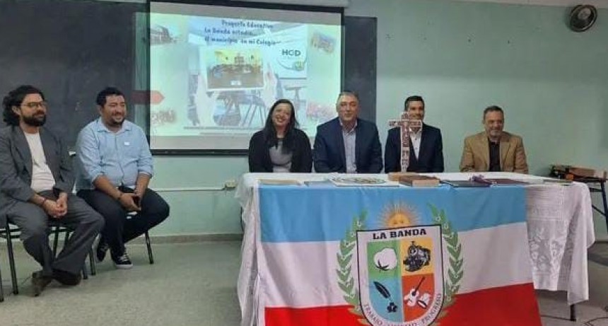 El intendente Nediani presentó el programa “El Municipio y el Concejo en tu Escuela” 
