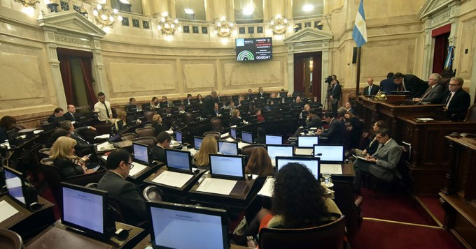 El Senado aprob&oacute; el l&iacute;mite del "2X1" para represores