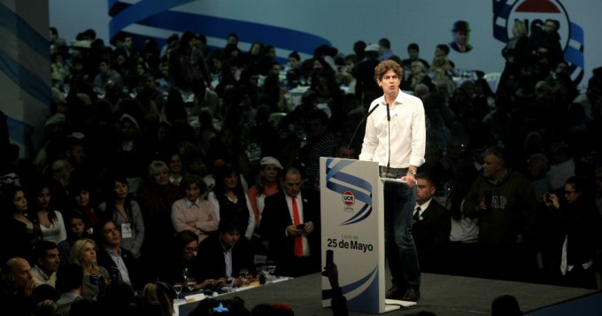 Lousteau asumi&oacute; ser opositor al PRO