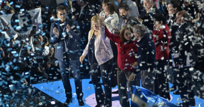 Massa y Stolbizer, lanzamiento a puro show