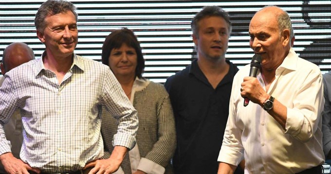 Repartieron volantes con amenazas de muerte al "Momo" Venegas