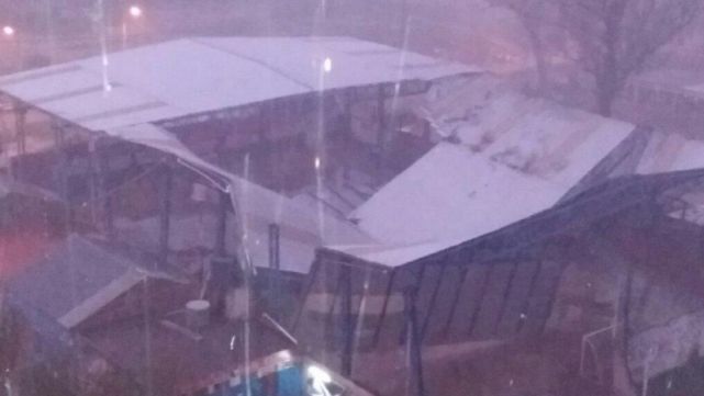 El club donde se form&oacute; Tevez se derrumb&oacute; por el temporal